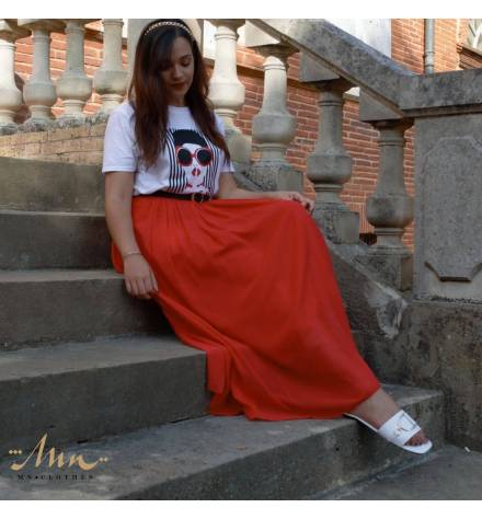 LONG PLEATED SKIRT - RED MODEL